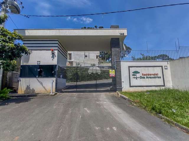 Terreno em condomínio fechado à venda na Rua Júlio Jordão, 140, Jardim João Paulo II, Colombo, 374 m2 por R$ 180.000