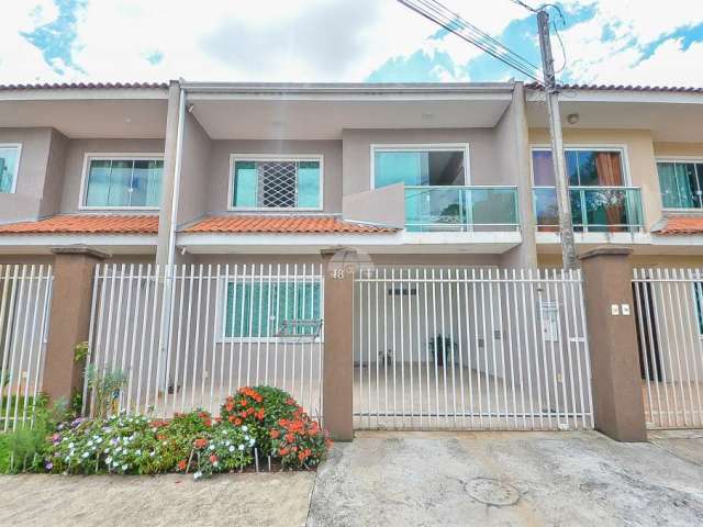 Casa com 3 quartos à venda na Rua Prudentópolis, 18, Afonso Pena, São José dos Pinhais, 94 m2 por R$ 807.500