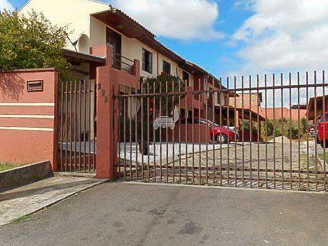 Casa em condomínio fechado com 2 quartos à venda na Rua Basílio Pereira, 222, Planta Gregório Nadolni, Colombo, 56 m2 por R$ 284.000
