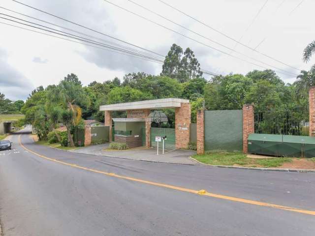 Terreno em condomínio fechado à venda na Rua Orlando Peruci, 1000, Butiatuvinha, Curitiba, 613 m2 por R$ 650.000