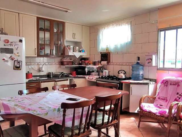 Casa com 4 quartos à venda na Rua Augusto Pereira, 196, Del Rey, São José dos Pinhais, 200 m2 por R$ 459.000