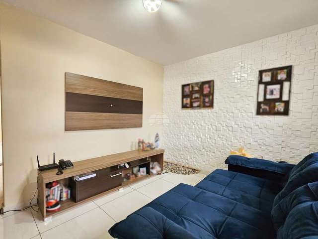 Casa com 2 quartos à venda na Rua Zilá Oliveira, 128, Roseira, São José dos Pinhais, 43 m2 por R$ 250.000