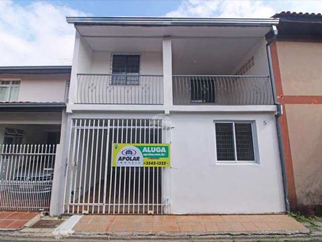 Casa com 3 quartos para alugar na Rua Francisco Derosso, 3493, Alto Boqueirão, Curitiba, 102 m2 por R$ 1.800