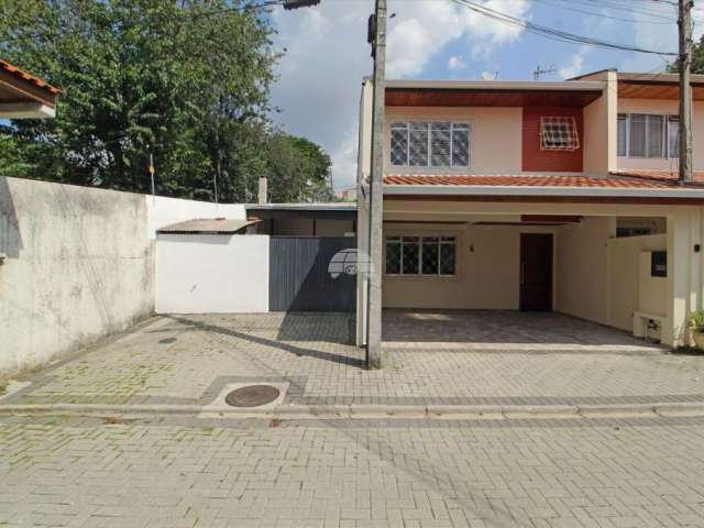 Casa em condomínio fechado com 3 quartos para alugar na Rua Epaminondas Santos, 2000, Bairro Alto, Curitiba, 136 m2 por R$ 3.500
