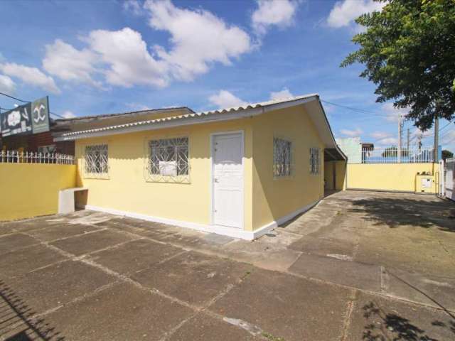 Casa para alugar na Rua João Tobias de Paiva Netto, 1065, Cajuru, Curitiba, 60 m2 por R$ 2.500