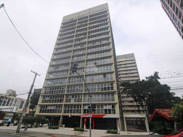 Apartamento com 1 quarto para alugar na Avenida Cândido de Abreu, 433, Centro Cívico, Curitiba, 65 m2 por R$ 2.500