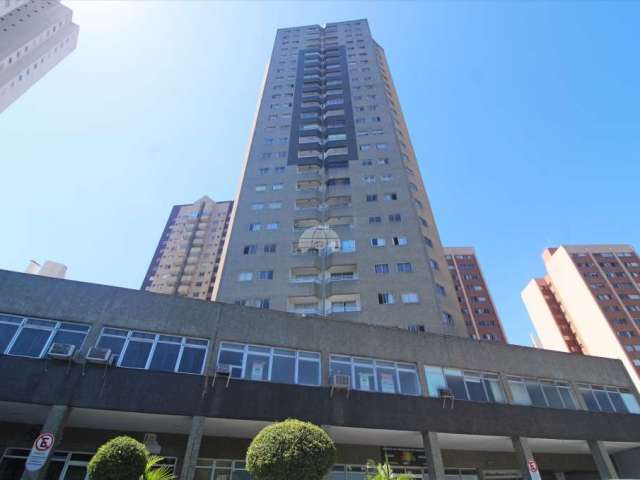 Apartamento com 3 quartos para alugar na Avenida Presidente Affonso Camargo, 2125, Cristo Rei, Curitiba, 135 m2 por R$ 2.750