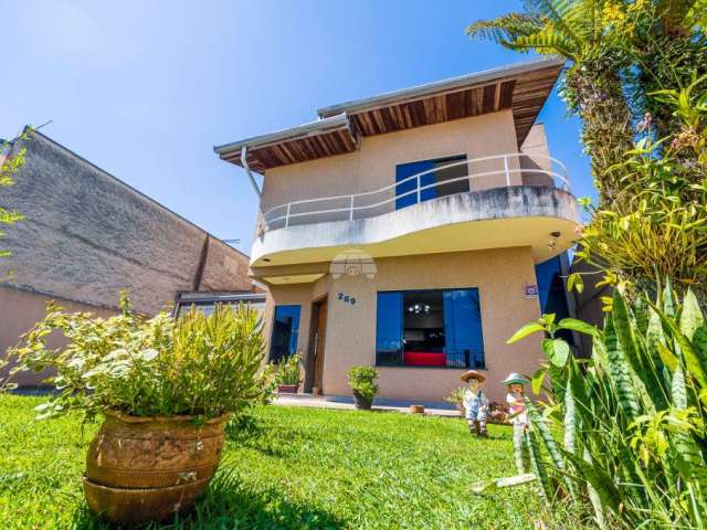 Casa com 4 quartos à venda na Rua Irene Castagnoli Souto, 269, Vila Solene, Campo Largo, 203 m2 por R$ 1.680.000