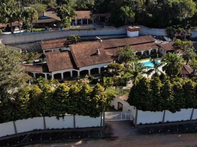 Chácara com 4 dormitórios à venda, 3762 m² por R$ 1.800.000,00 - Parque Realeza - Cotia/SP