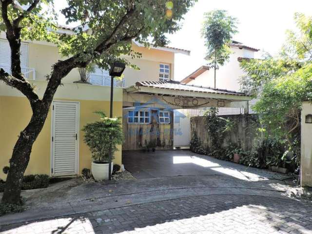 Sobrado com 6 dormitórios à venda, 180 m² por R$ 700.000,00 - Jardim Barbacena - Cotia/SP