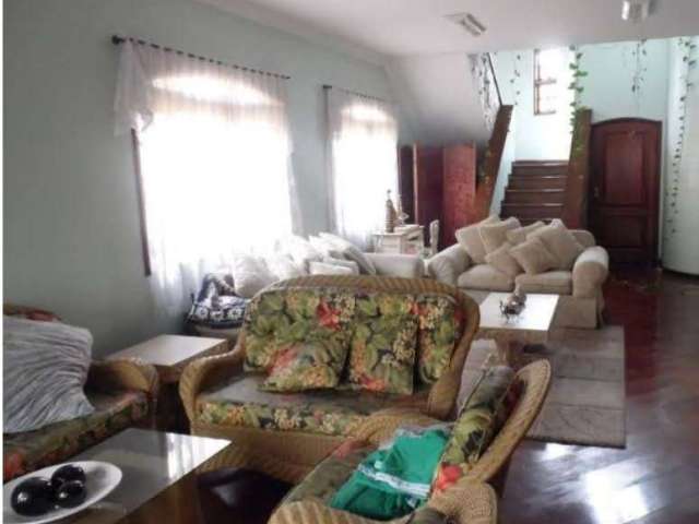 Sobrado com 3 dormitórios à venda, 323 m² por R$ 1.000.000 - City Bussocaba - Osasco/SP