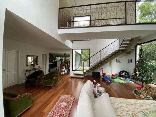 Casa com 3 dormitórios à venda, 427 m² por R$ 1.750.000,00 - Terras do Madeira - Carapicuíba/SP