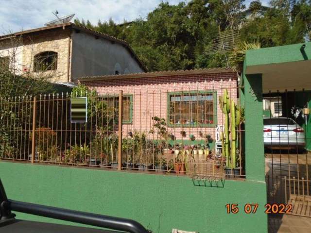 Casa com 2 dormitórios à venda, 163 m² por R$ 550.000,00 - Jardim Petrópolis (Santa Luzia) - Ribeirão Pires/SP