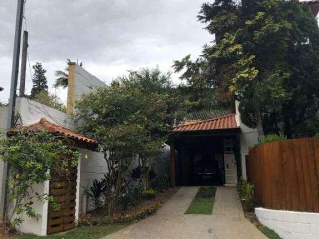 Casa com 5 dormitórios à venda, 380 m² por R$ 1.490.000,00 - Granja Viana - Cotia/SP