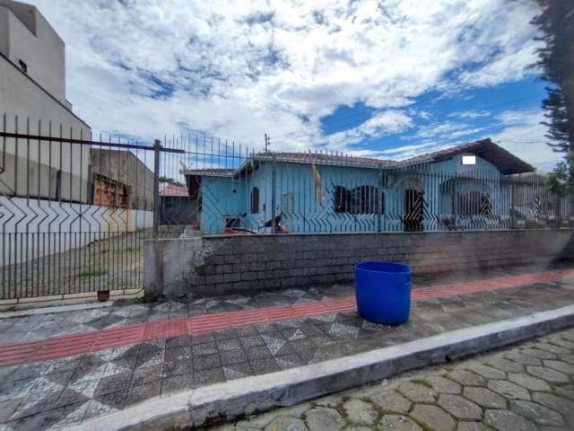 Casa à venda no bairro São Judas - Itajaí/SC