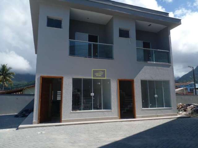 Casa em condomínio para venda próximo a praia de Caraguatatuba