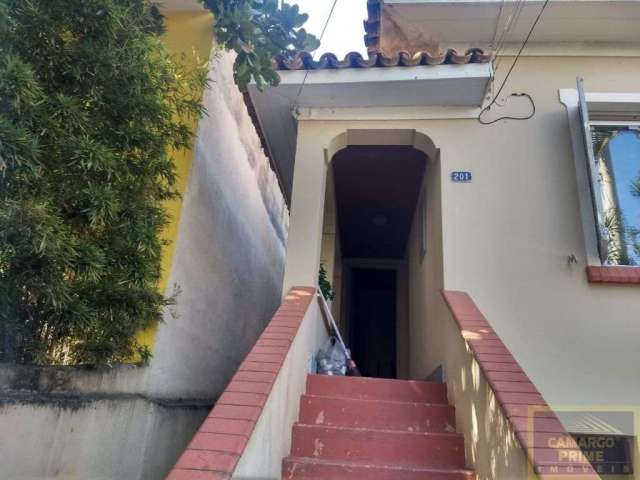 Casa Térrea com 2 dormitórios e 2 vagas na Vila Madalena!