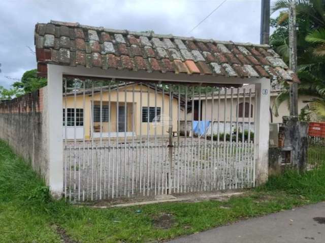 Casa com 4 quartos à venda na RUA MANOEL DOMINGOS ALVES, 62, Ponta da Pita, Antonina, 331 m2 por R$ 250.000