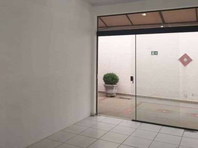 Sala comercial com 1 sala para alugar no Dois Córregos, Piracicaba , 25 m2 por R$ 770