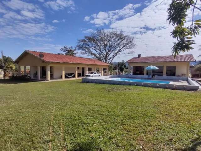 Chácara / sítio com 3 quartos à venda na Serra Azul, Charqueada , 266 m2 por R$ 600.000
