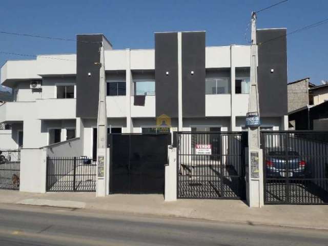Casa com 2 quartos à venda na Rua Monsenhor Gercino, 38, Paranaguamirim, Joinville por R$ 239.900