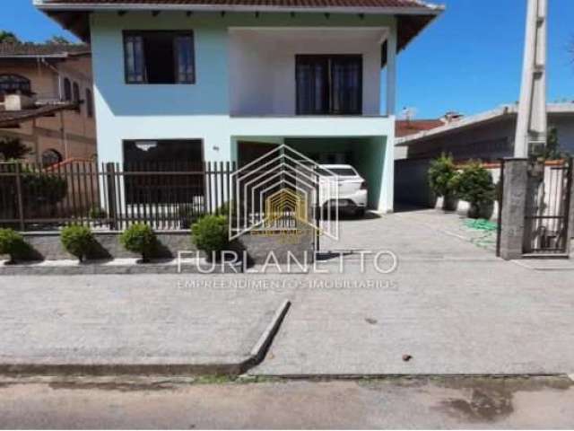 Casa com 5 quartos à venda na Rua Irio Zanini, 147, Pirabeiraba, Joinville por R$ 1.026.900