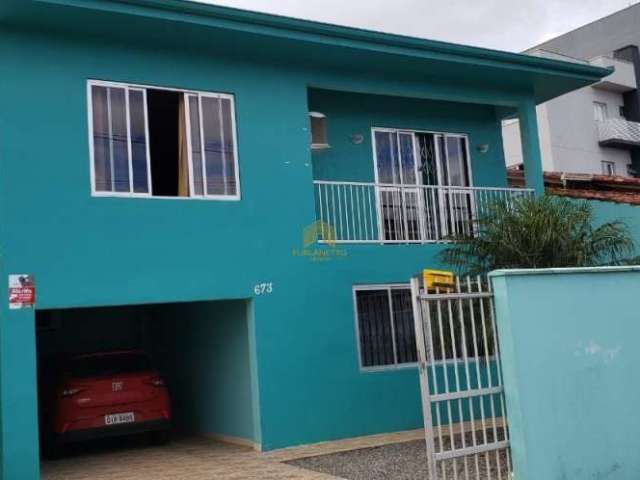 Casa com 4 quartos à venda na Rua Rio Doce, 673, Guanabara, Joinville por R$ 650.000