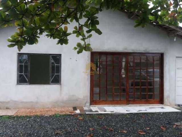 Casa com 3 quartos à venda na Rua Laura Maria Schneider, 600, Jardim Paraíso, Joinville por R$ 179.900
