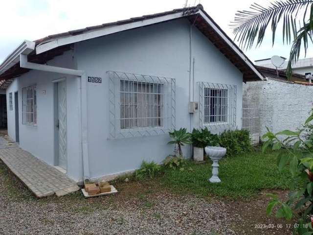 Casa para Venda em Joinville, Ulysses Guimarães, 3 dormitórios, 2 banheiros, 1 vaga