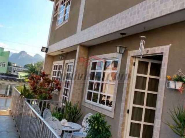 Casa em condomínio fechado com 2 quartos à venda na Rua Tribuna, 35, Taquara, Rio de Janeiro, 75 m2 por R$ 290.000