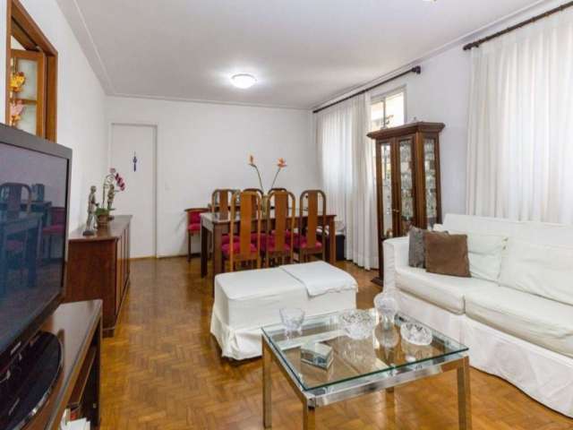 Apartamento com 3 quartos à venda na Rua Gaivota, 754, Moema, São Paulo por R$ 1.150.000