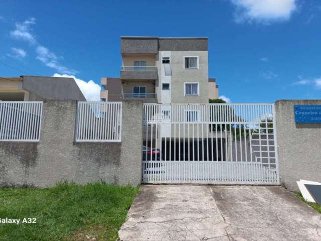 Apartamento com 2 quartos para alugar na Rua Rolândia, 530, Cruzeiro, São José dos Pinhais, 45 m2 por R$ 1.800
