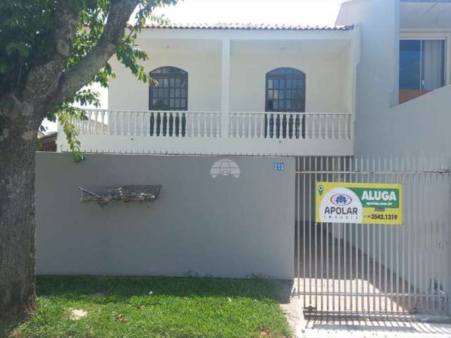 Casa com 3 quartos para alugar na Rua Lázaro Moreira, 242, Maria Antonieta, Pinhais, 187 m2 por R$ 3.300