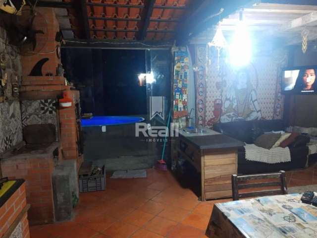 Casa 02 Dorm. em Ilhota  -  Itapema
