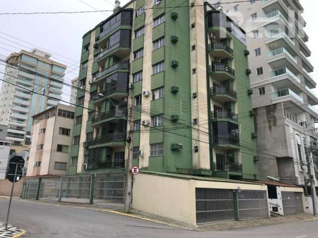 Apartamento Mobiliado em Meia Praia - Itapema: 2 Dormitórios por R$ 690.000 - Venda