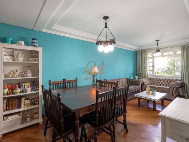 Casa em condomínio fechado com 4 quartos à venda no Tarumã, Curitiba  por R$ 750.000