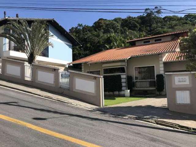 Casa à venda, 250 m² por R$ 1.500.000,00 - Centro - Gaspar/SC
