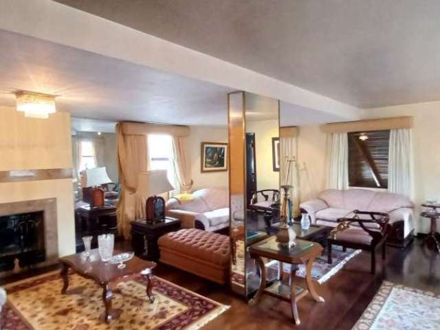 Casa com 4 quartos à venda na Rua Professora Doracy Cezzarino, 616, Portão, Curitiba por R$ 1.849.000
