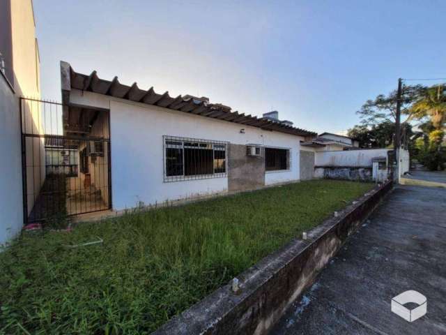 Casa comercial para alugar, 247 m² por R$ 5.000/mês - Bucarein - Joinville/SC