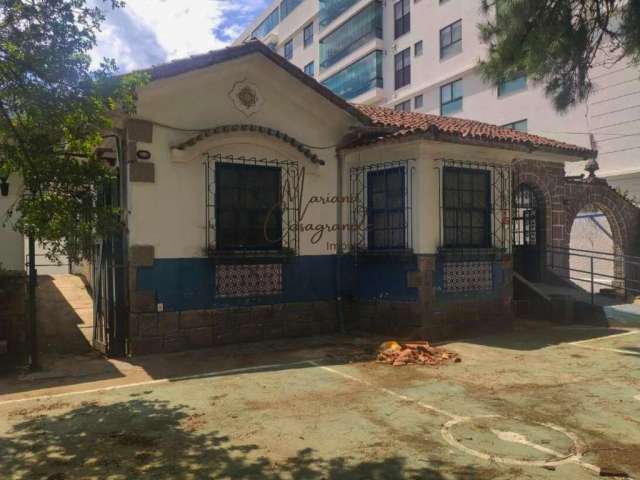 Casa para Venda em Teresópolis, Alto, 5 dormitórios, 2 banheiros, 2 vagas