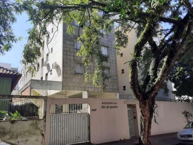 Apartamento com 3 quartos à venda na Avenida Rio de Janeiro, Vila Ipiranga, Londrina por R$ 230.000
