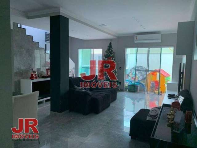 Cobertura com 3 dormitórios à venda, 170 m² por R$ 700.000,00 - Palmeiras - Cabo Frio/RJ