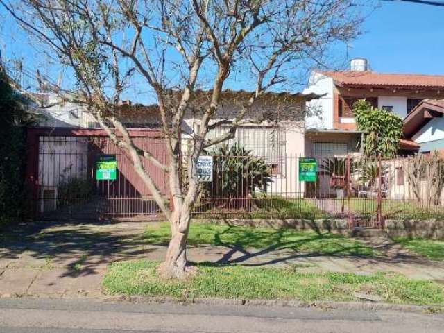 Casa com 1 quarto à venda na Rua Licínio Cardoso, 51, Chácara das Pedras, Porto Alegre, 362 m2 por R$ 900.000