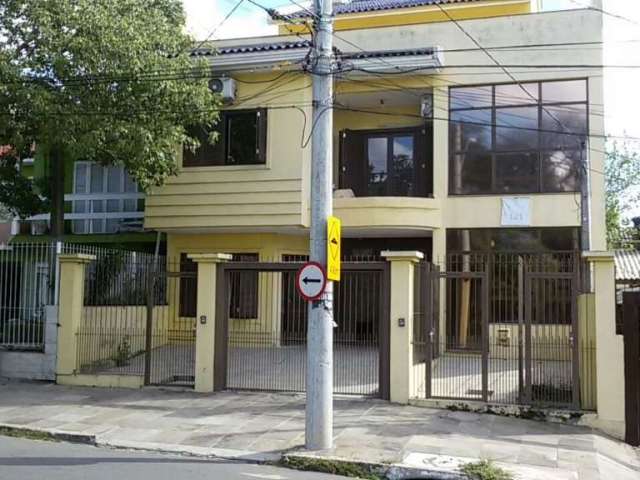 Casa em condomínio fechado com 4 quartos à venda na Rua Marechal José Inácio da Silva, 121, Passo da Areia, Porto Alegre, 450 m2 por R$ 2.150.000