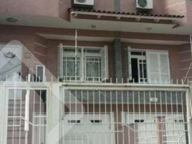 Casa em condomínio fechado com 3 quartos à venda na Travessa Anunciada, 99, Vila Ipiranga, Porto Alegre, 194 m2 por R$ 870.000