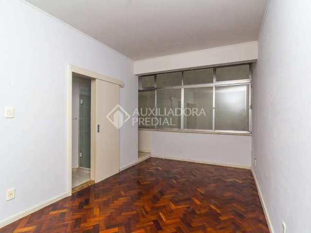 Apartamento com 1 quarto à venda na Rua Coronel Fernando Machado, 813, Centro Histórico, Porto Alegre, 40 m2 por R$ 230.000