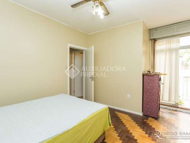 Apartamento com 3 quartos à venda na Rua General Vitorino, 276, Centro Histórico, Porto Alegre, 100 m2 por R$ 320.000