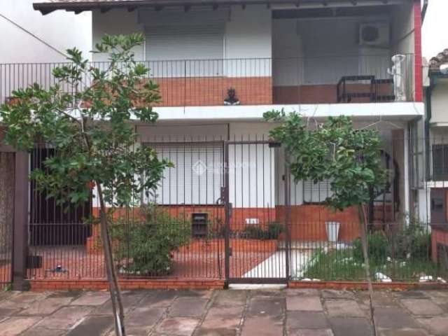 Casa com 3 quartos à venda na Rua Portugal, 552, São João, Porto Alegre, 369 m2 por R$ 959.000
