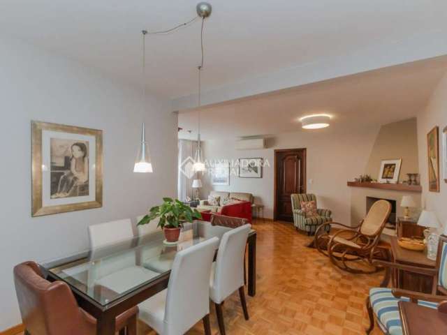 Apartamento com 3 quartos à venda na Rua Coronel Aurélio Bitencourt, 220, Rio Branco, Porto Alegre, 117 m2 por R$ 800.000