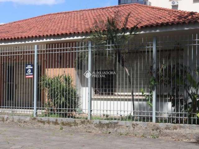 Casa em condomínio fechado com 3 quartos à venda na Avenida Cristóvão Colombo, 3025, Floresta, Porto Alegre, 630 m2 por R$ 5.300.000